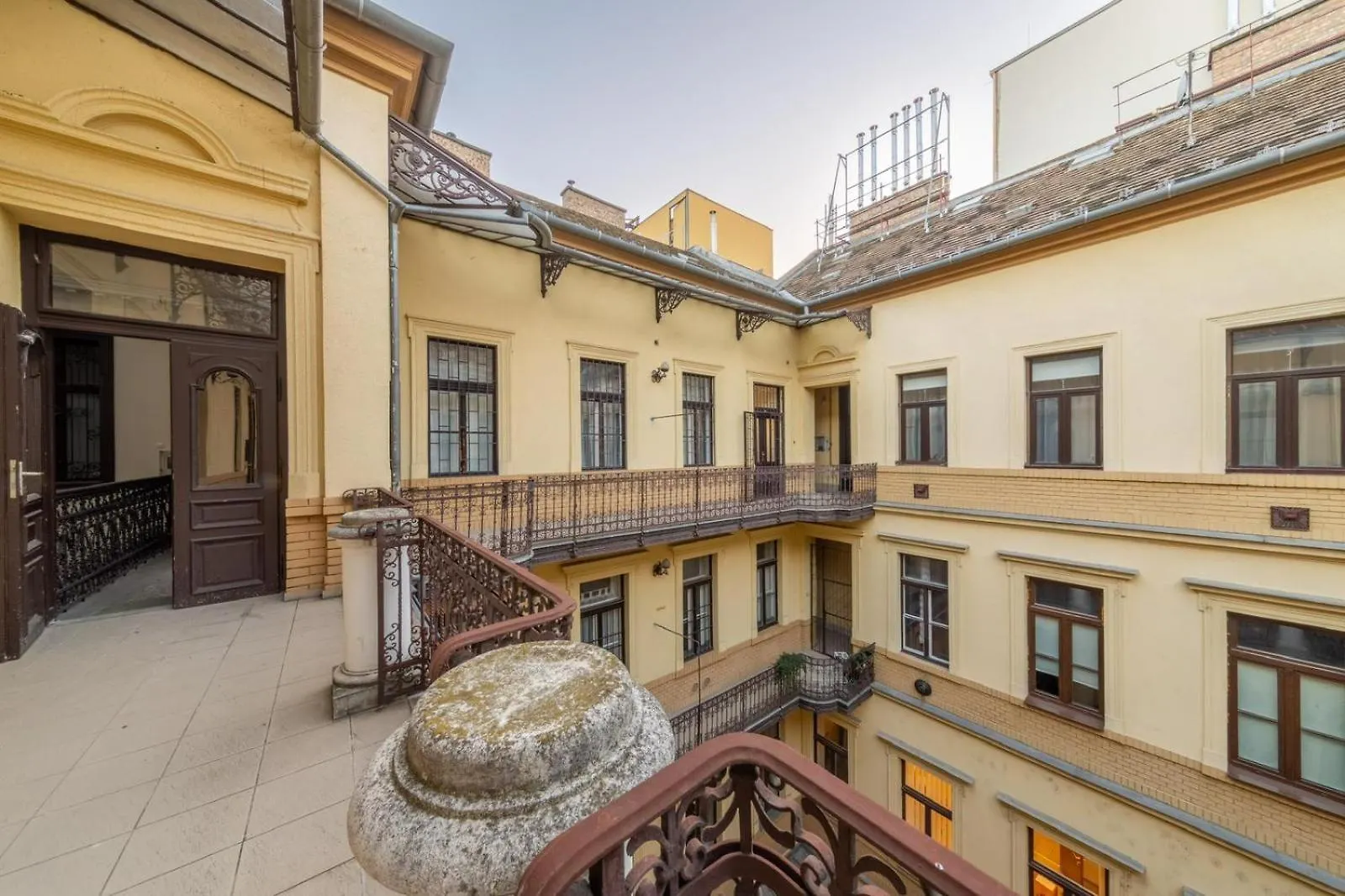 Sass Twins Apartment Next To The Basilica S2 Budapešť